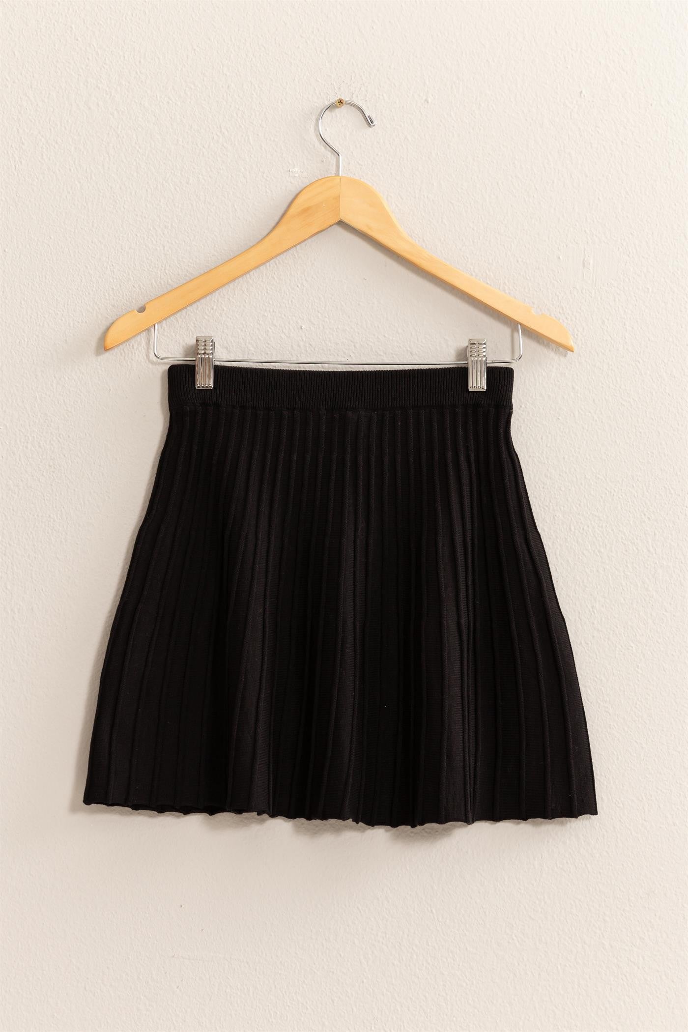 High Waist Knit Pleated Flare Mini Skirt - Black